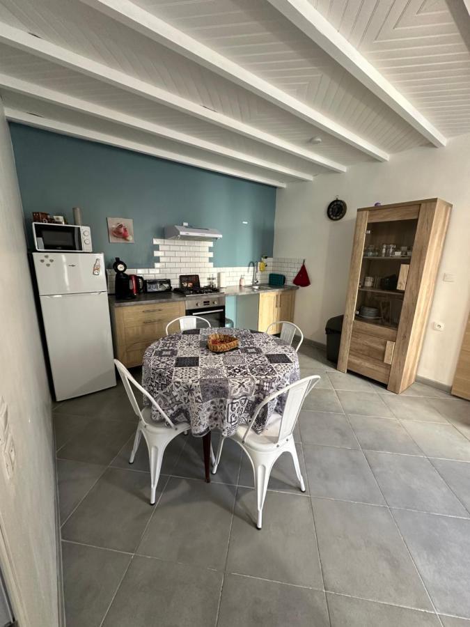 Chez Coco Et Herve Etage Sigean Exteriör bild