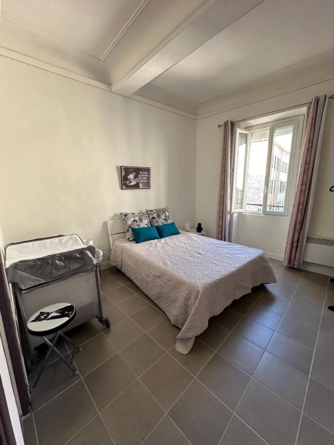 Chez Coco Et Herve Etage Sigean Exteriör bild