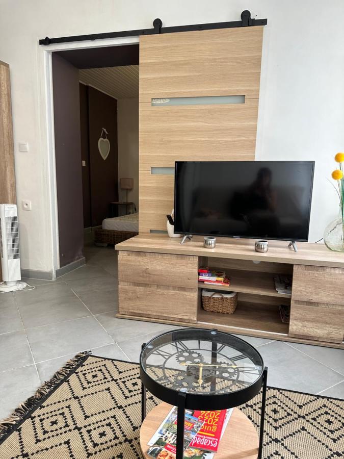 Chez Coco Et Herve Etage Sigean Exteriör bild